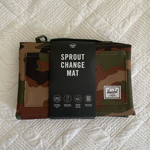 Herschel Baby Sprout Change Mat, Woodland Camo